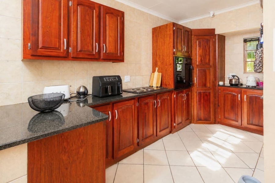 4 Bedroom Property for Sale in Safari Gardens North West